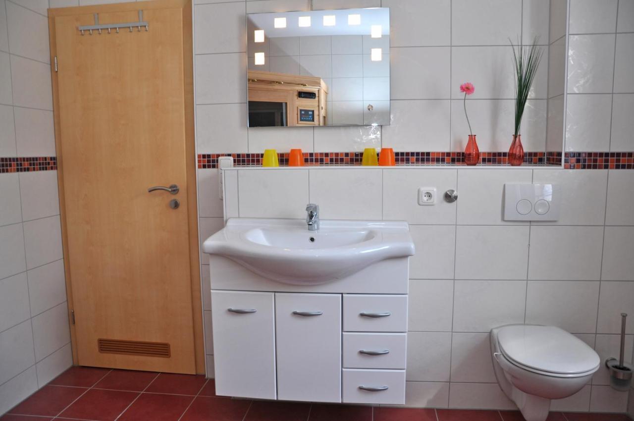 Ferienhaus Mueritzsonne / Eg-Appartement Marienfelde المظهر الخارجي الصورة